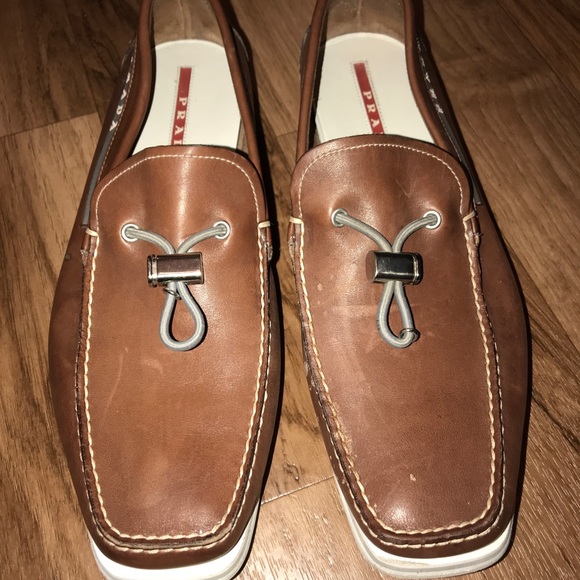 Prada Brown Boat shoe with draw string. - Picture 3 of 8